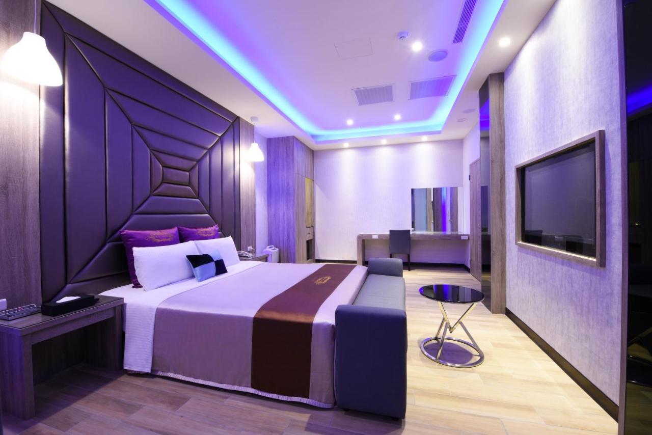 Purple Rainbow Motel Tchaj-pej Exteriér fotografie